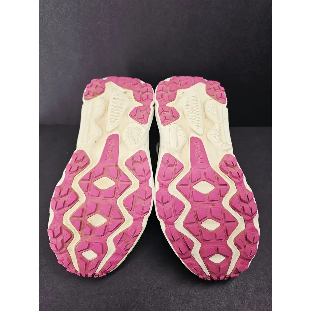 Hoka Women 7.5 Comfy footwear